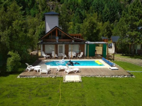 Golden House - Casa Quincho con Piscina Privada